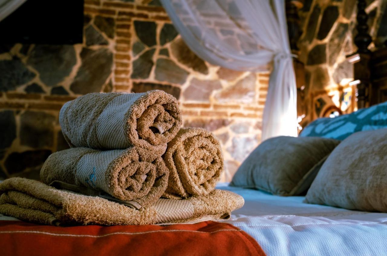 Hotel Rural Finca La Herencia Guadalcanal Buitenkant foto